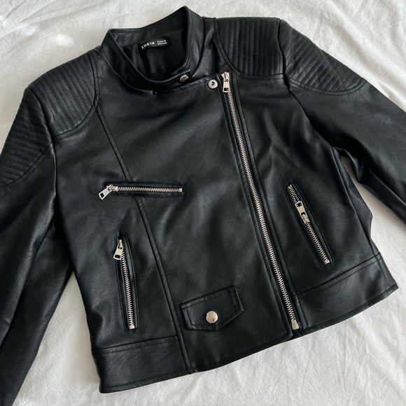 Leather jacket - Picture 2 of 6